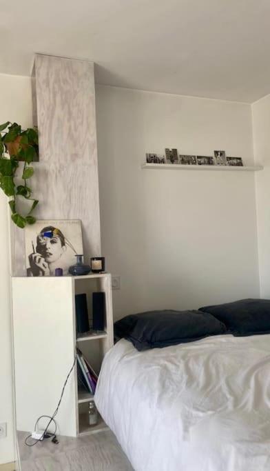 Apartment Au Coeur De Montmartre